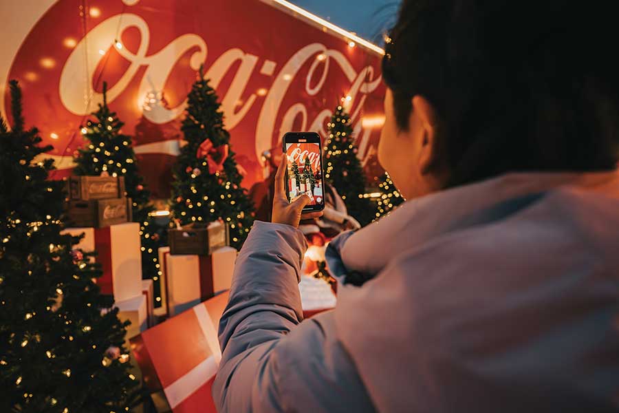 The Coca-Cola Holiday Caravan has two more stops in Manitoba and will be at Food Fare locations in Winnipeg on Nov. 26 and Dec. 3, inviting families to meet Santa and submit kindness stories