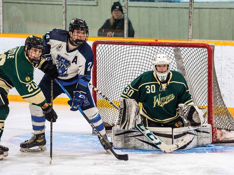 Arborg’s forward Dainen Jacobson waits at the top of the crease for a deflection during recent CRJHL action
