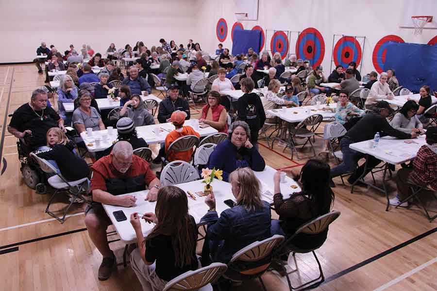 Teulon Elementary School’s Grade 3/4 classes hosted an inter-generational Bingo on May 7, and the Grade 5/6 classes hosted a Poet Tea on May 8