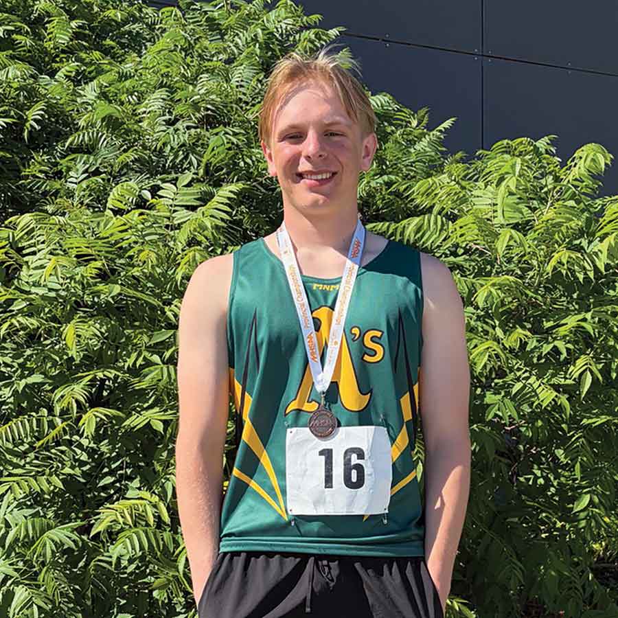 Arborg Collegiate Institute’s Jayden Hibbert earned a bronze medal in varsity boys discus with a throw of 36.14 metres