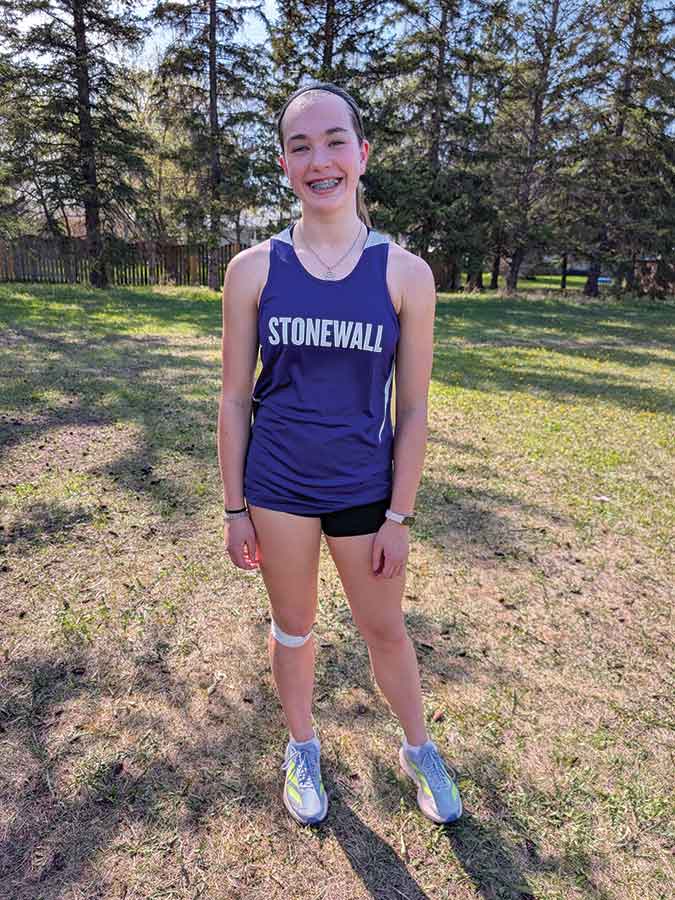 Collège Stonewall Collegiate’s Lacey Learning captured triple-gold in Grade 9 Girls triple jump, long jump and 100m at Athletics Manitoba Provincial Junior High Jump Championships on June 9 at University of Manitoba
