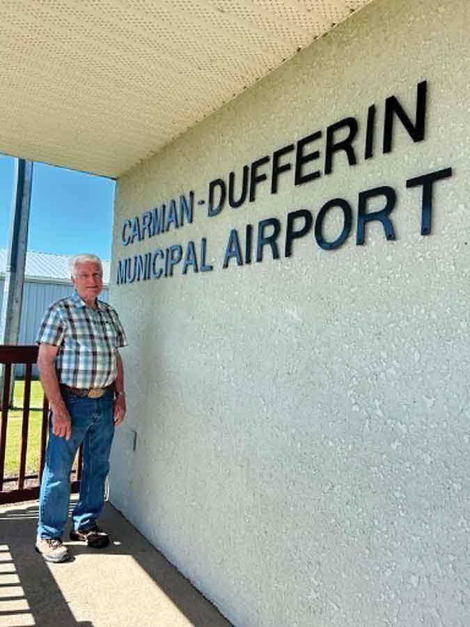 Local pilot and CASARA volunteer John Carley has held a pilot’s licence for 70 years